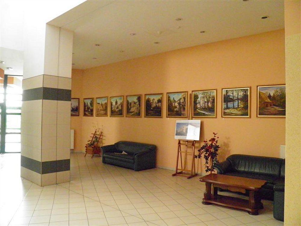 Hotel Accademia بشيميش المظهر الخارجي الصورة