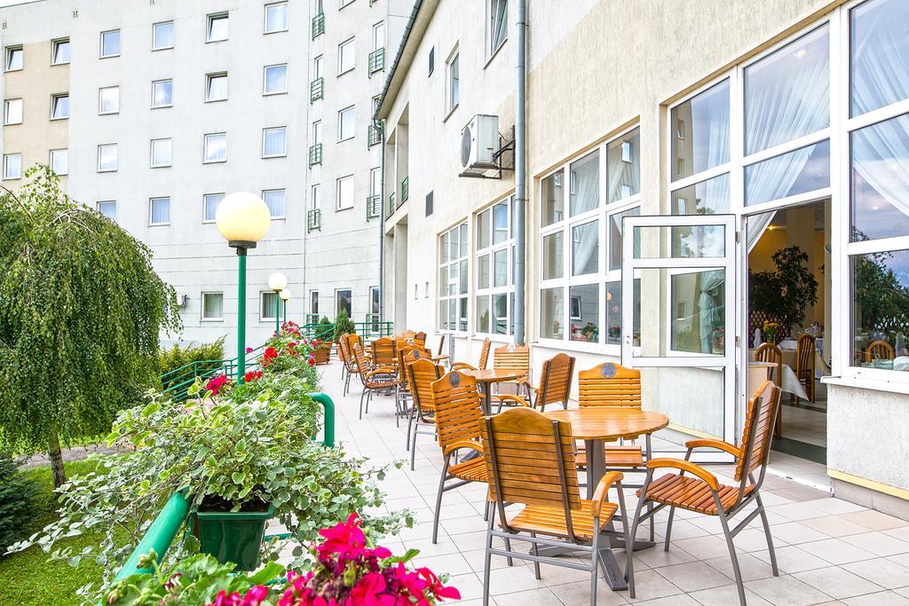 Hotel Accademia بشيميش المظهر الخارجي الصورة